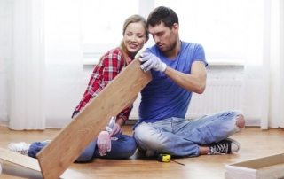 Arahan langkah demi langkah DIY untuk meletakkan lantai lamina: ciri-ciri kerja