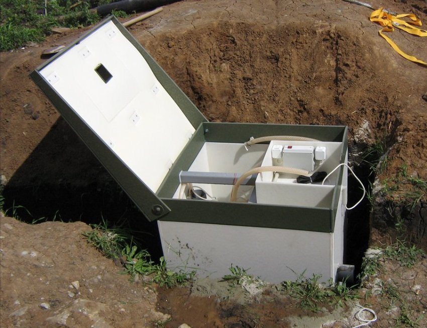Instalacija biološkog uređaja za pročišćavanje otpadnih voda na vlastitom mjestu