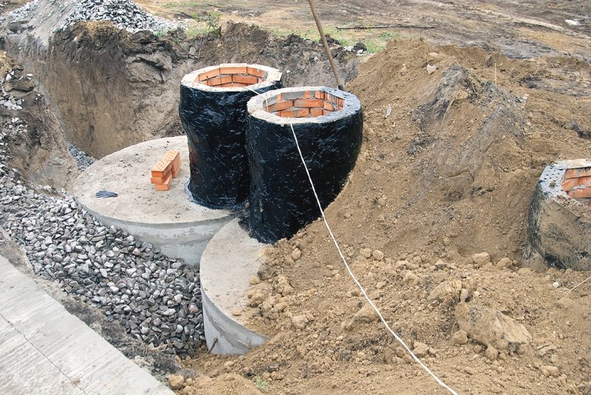An example of arranging a concrete septic tank with your own hands