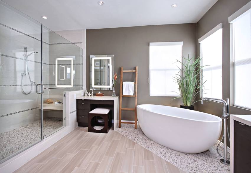 The use of various finishing materials in the design of the bathroom
