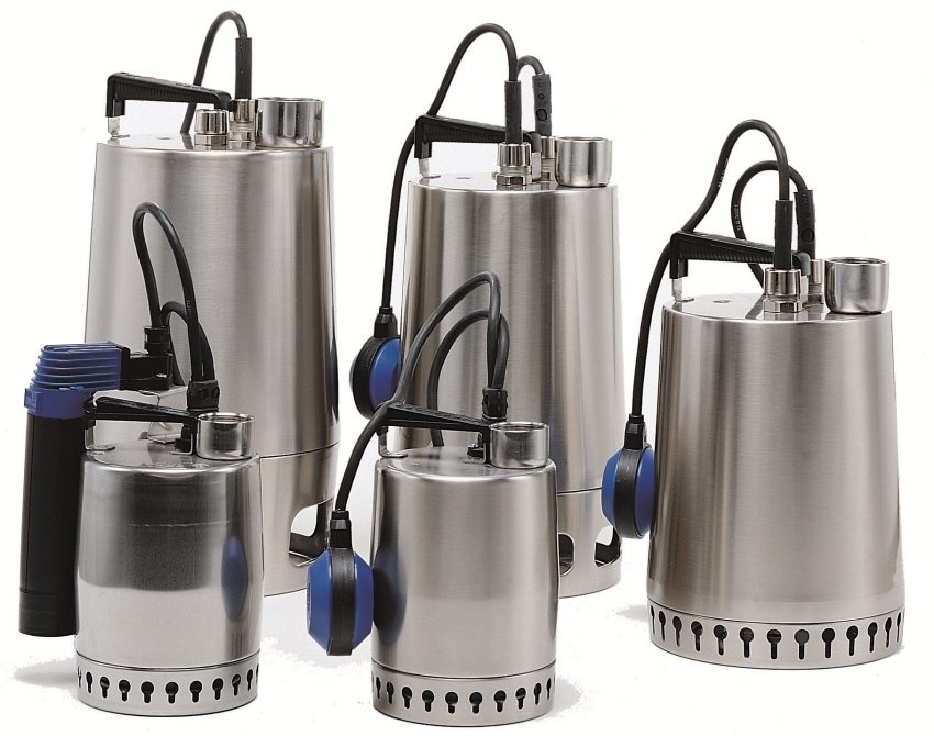 Submersible pumps are equipped with floats, which are necessary for determining the liquid level