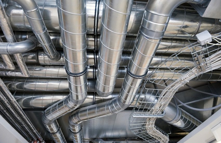 Inštalácia systémov vzduchových potrubí zahŕňa použitie rôznych spojovacích prvkov