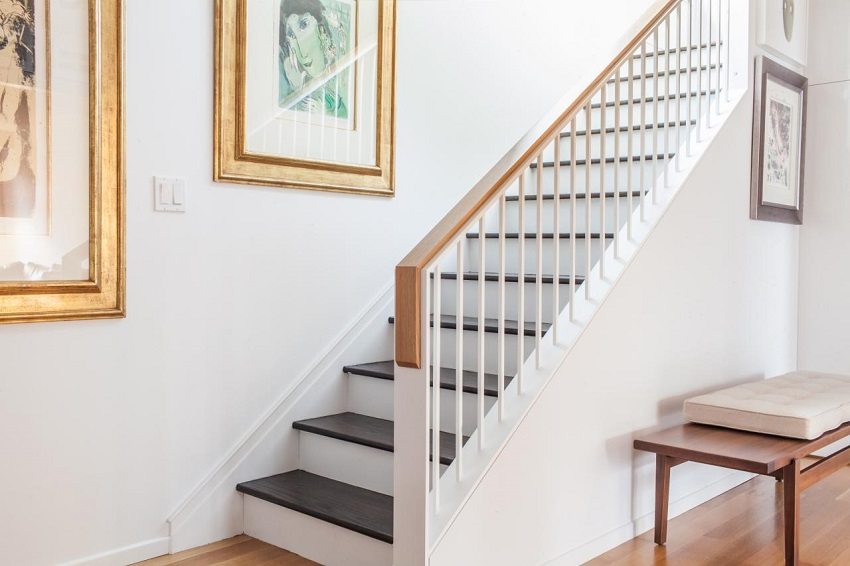 Reliable handrail is a guarantee of safe movement along the flight of stairs