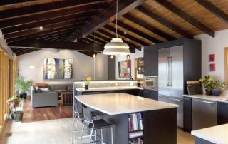 What is the best ceiling in the kitchen: photo ideas for inspiration