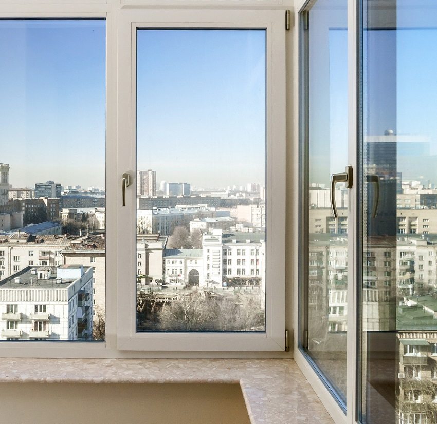 Reinforced-plastic windows with double-glazed windows are the best option for insulating a balcony
