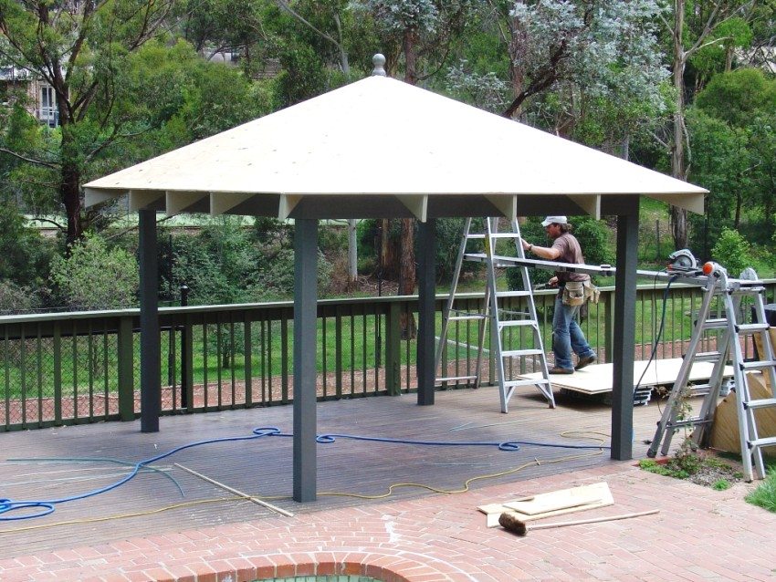 For arranging the roof of the gazebo, you can use sheets of moisture-resistant plywood