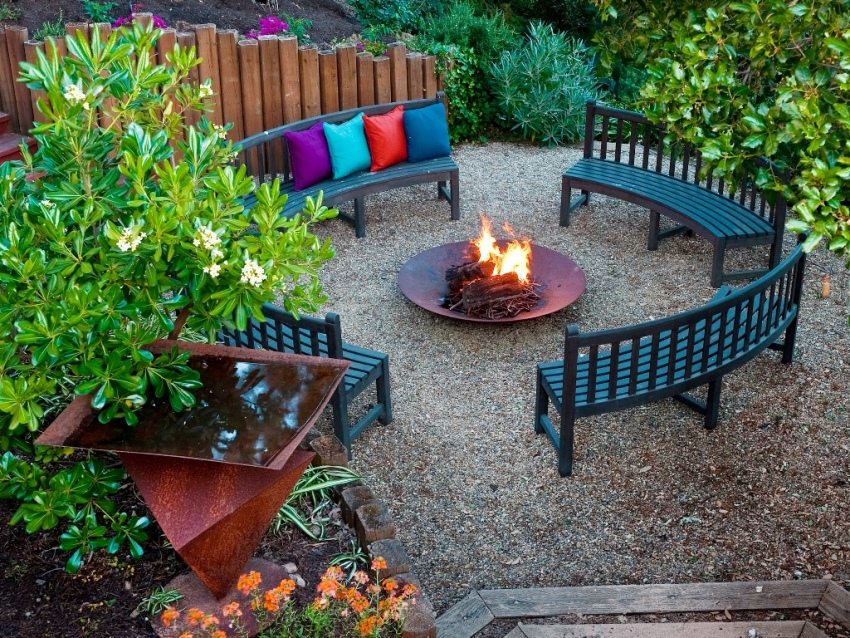 Cozy seating area with semicircular benches