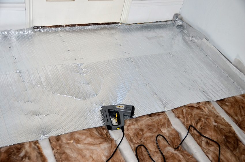 Combination of foam foam and mineral wool for better thermal insulation
