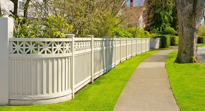 A beautiful and well-groomed fence is a visiting card of any suburban area