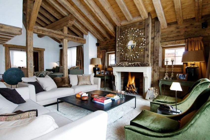 When arranging a fireplace in a wooden house, special attention must be paid to fire safety