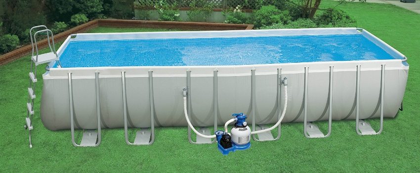 Puteți păstra întreaga coloană de apă curată folosind filtre speciale pentru piscine