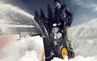 Manual snow blower: design and application features