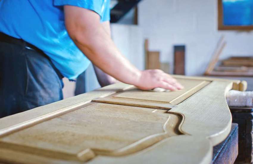 Les panneaux de particules de 2 grades sont le plus souvent utilisés pour la fabrication de meubles.
