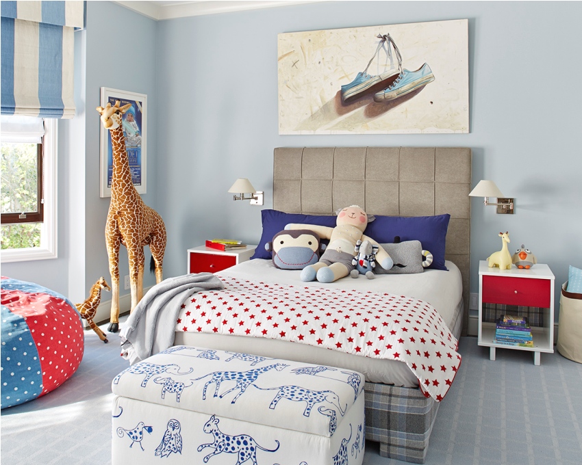 A small children's room can be comfortable and functional