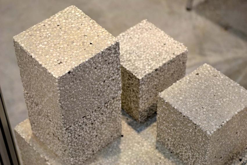 Polystyrene concrete has high sound insulation qualities