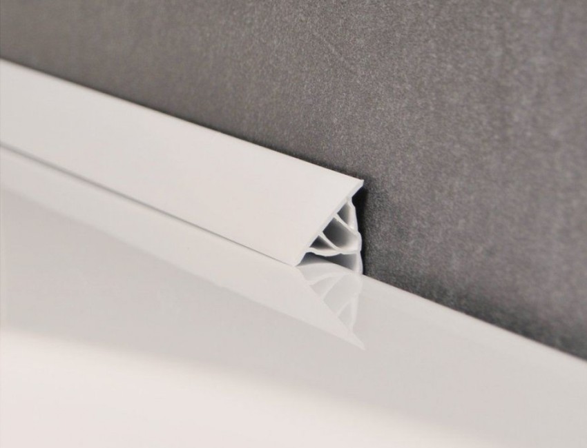 Acrylic skirting board is ideal for keeping moisture out under an acrylic bathtub