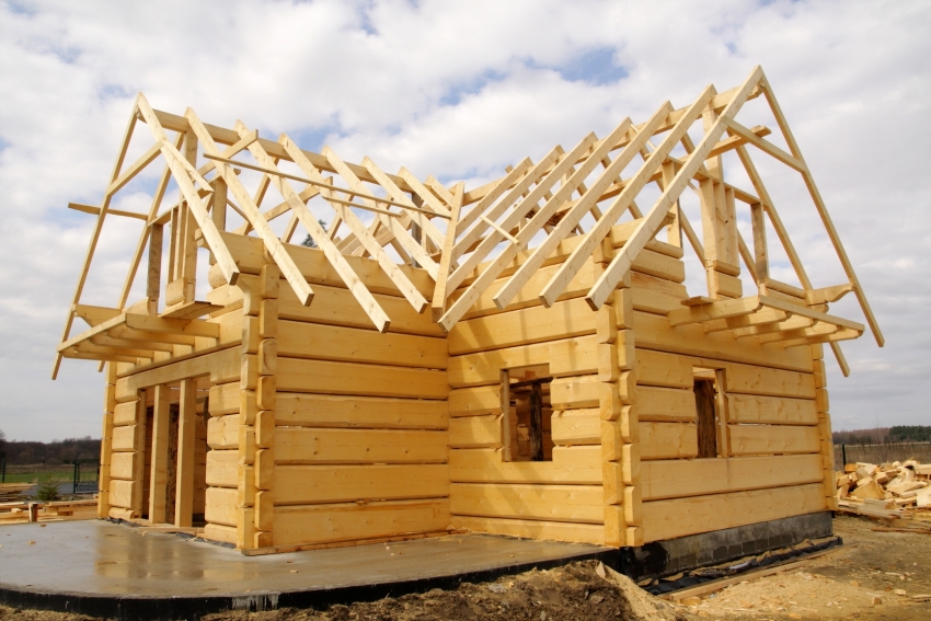 Thanks to the use of laminated veneer lumber for construction, the building will be strong, reliable and durable