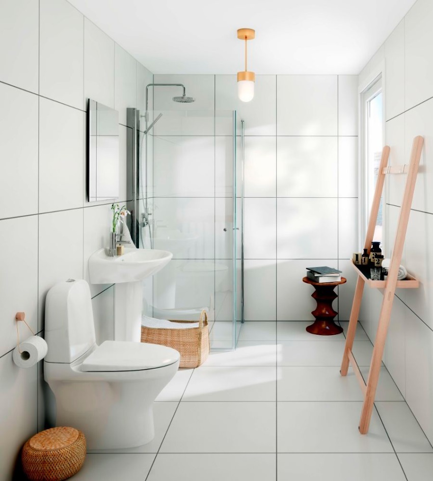 When choosing a toilet, you must also take into account the place where the water supply system is connected to the cistern.