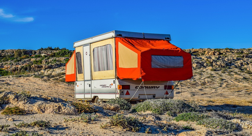 Motorhome on wheels: trailer, bus, trailer and other residential structures