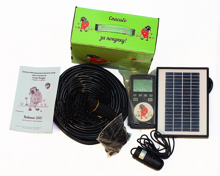 Fully automated drip irrigation system Signor Tomato is powered by a solar battery included in the kit