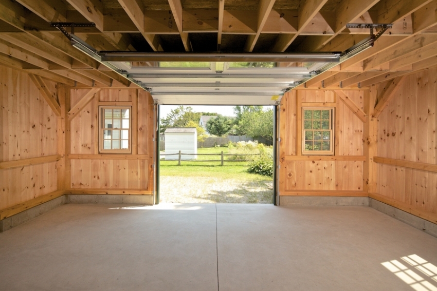 Spajanje greda tijekom gradnje okvirne garaže mora se obaviti najjednostavnijom metodom preklapanja