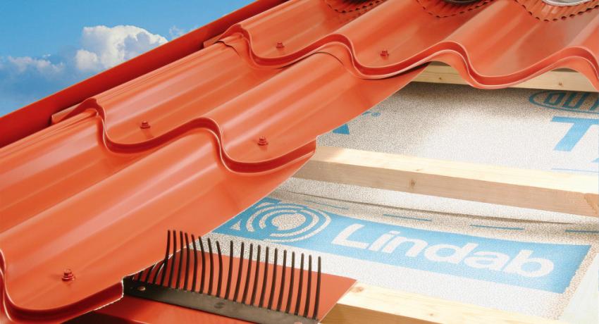 Roof vapor barrier: main types of materials and efficiency of use