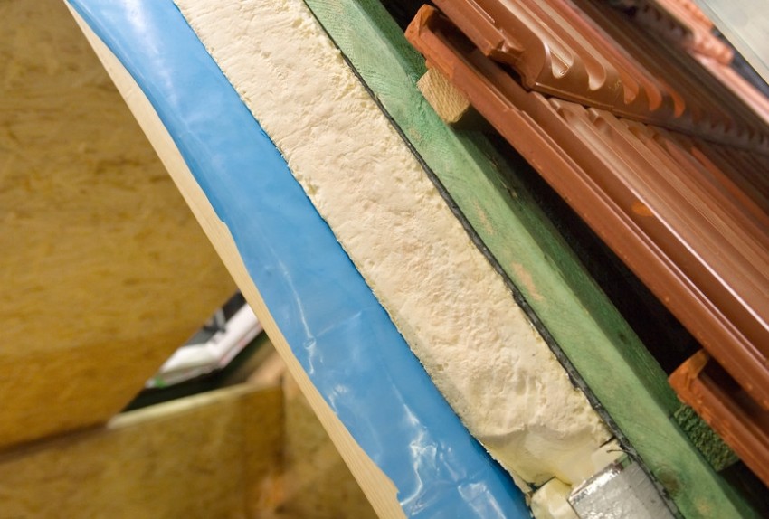 Važno je odabrati odgovarajuću membranu za parnu zaštitu kako biste zaštitili krov od negativnih učinaka kondenzacije