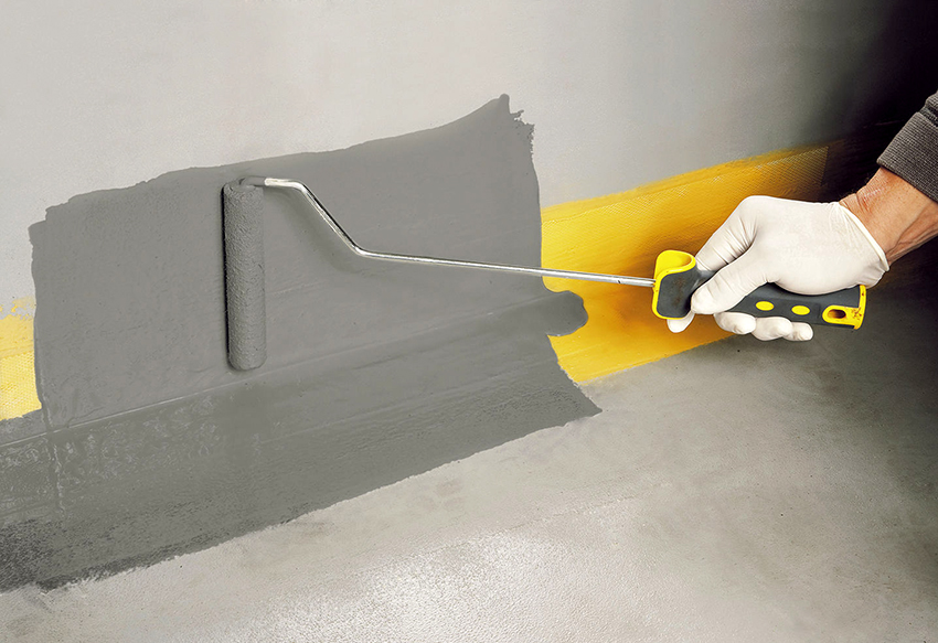 Da bi se sastav dobro upio u beton, potrebno je izvršiti visokokvalitetnu pripremu površine