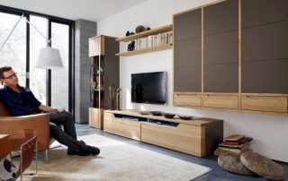 Tremøbler: enkel og eksklusiv i ethvert interiør