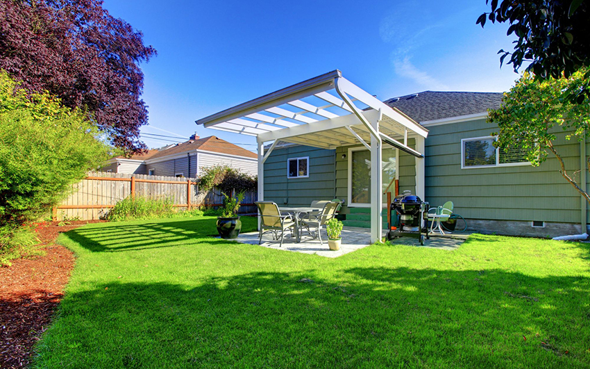 The canopy pergola is the most popular type of this design.