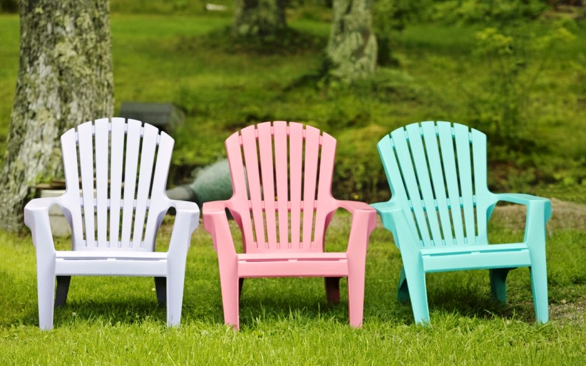 Plastic furniture is not afraid of rain, heat or cold and is quite cheap