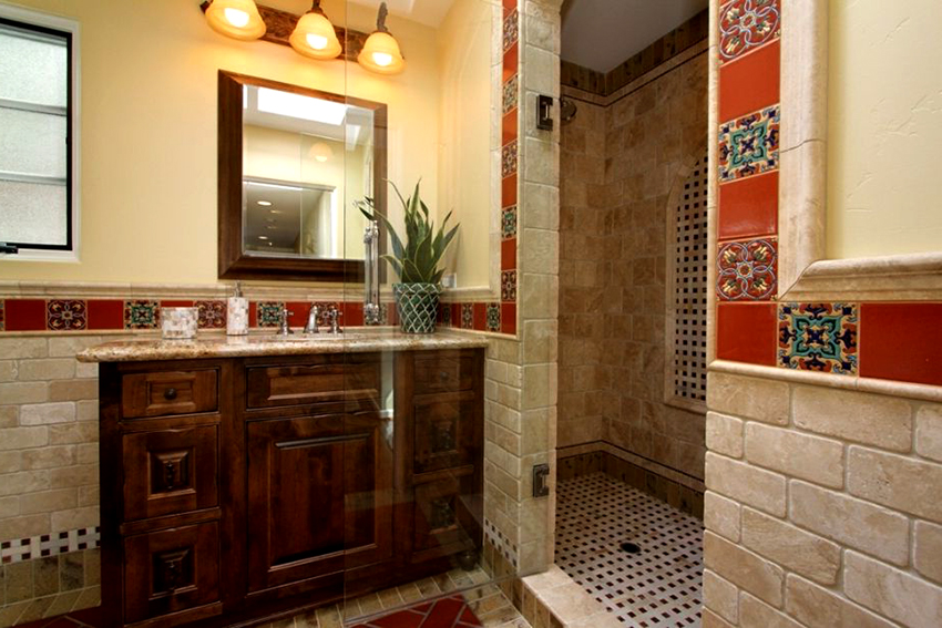 The shower screen can be partially folded out of bricks or blocks