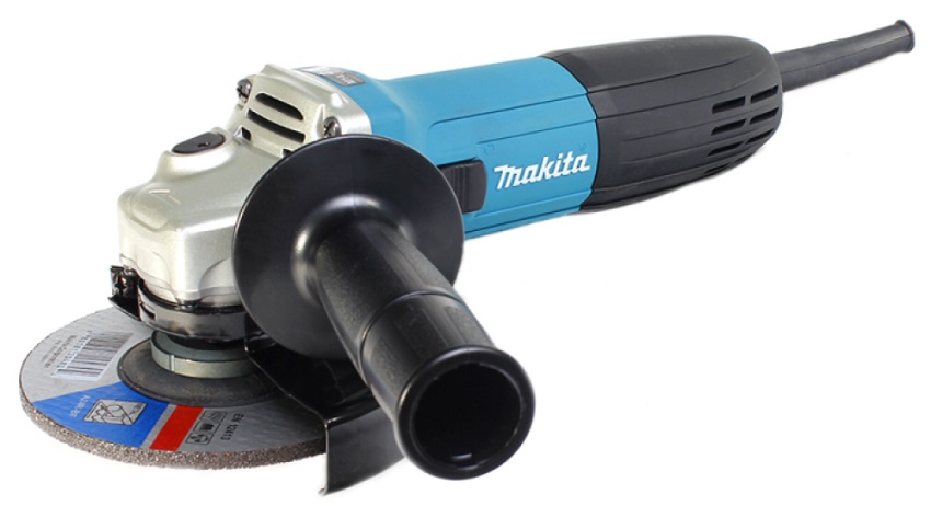The Makita GA5030 grinder costs about 4,000 rubles, so it belongs to the budget option