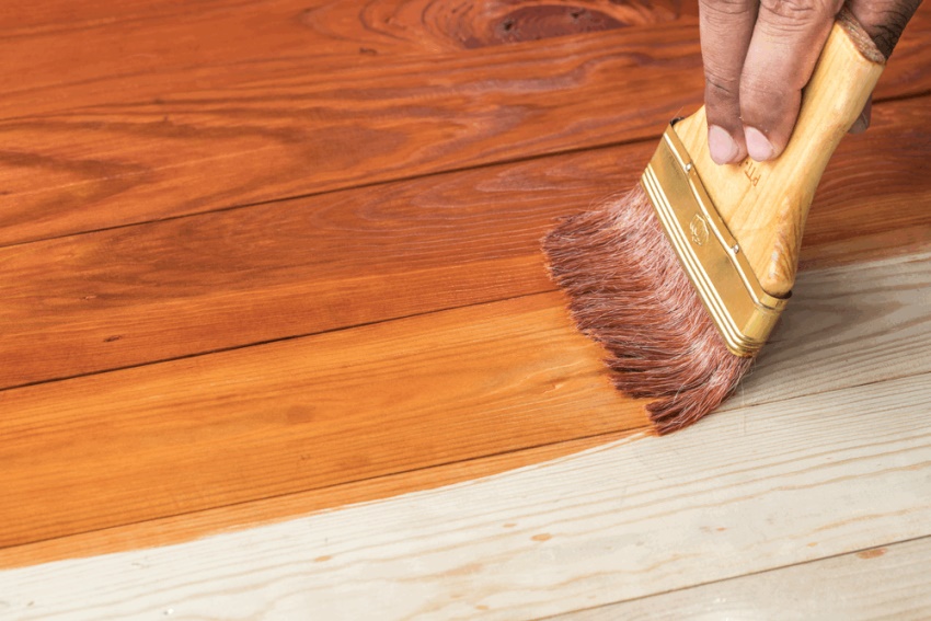 Floor repair is most often carried out by completely replacing the existing coating, and under it damaged wooden logs are replaced