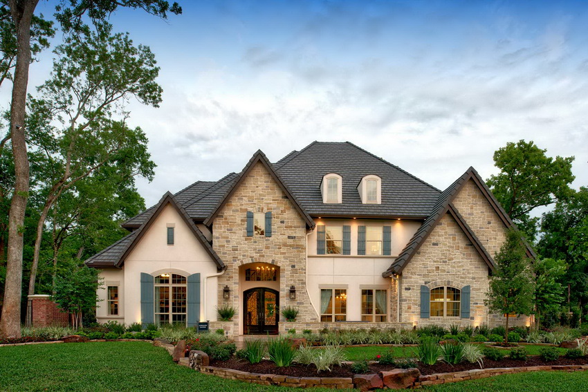 The exterior of Provence-style houses is distinguished by rustic simplicity and brevity.