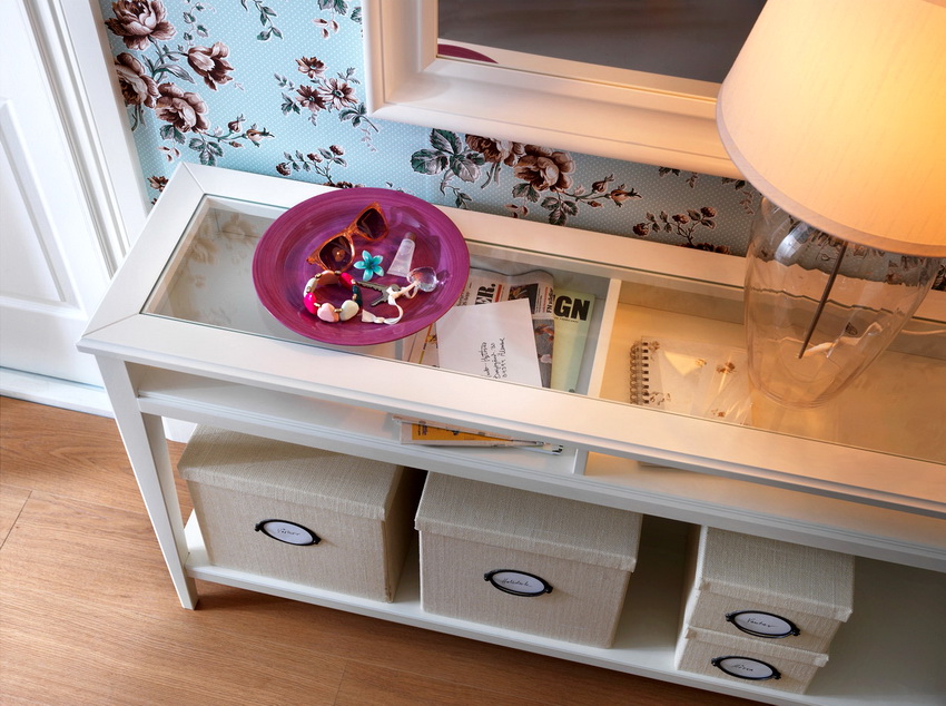 Marka IKEA proizvodi jednostavne i elegantne modele konzola za hodnike