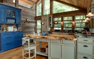 Country style kitchen: a warm and cozy corner in the best rural traditions