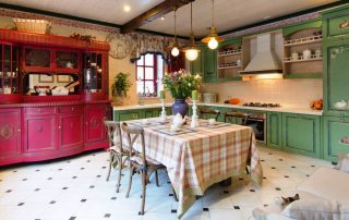 Provence style kitchen: simple yet cozy Mediterranean interior