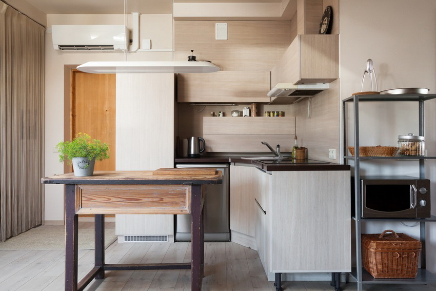 Kutni kuhinjski setovi idealni su kad u sobi ima vrlo malo prostora
