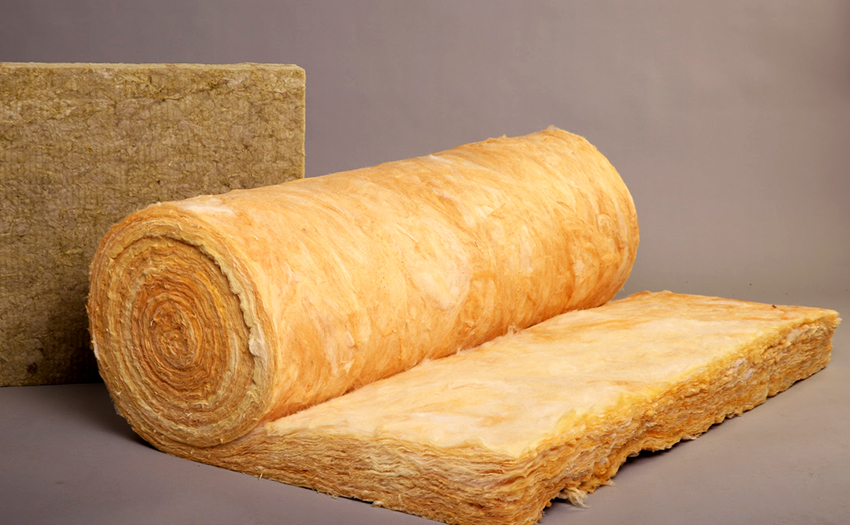 To prevent heat loss, the body of the collectors is insulated with mineral wool or foam