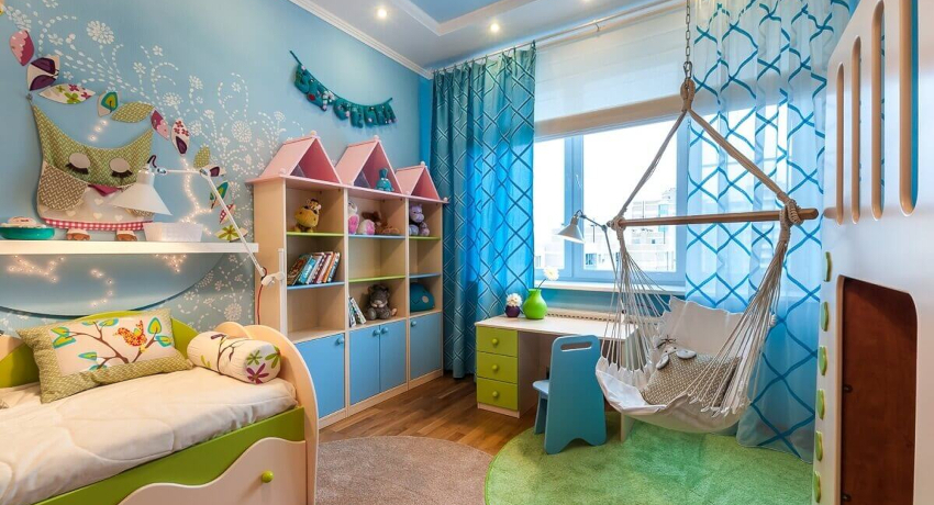 Prilikom izrade interijera dječje spavaće sobe, čak i prije početka popravka, potrebno je utvrditi mjesto funkcionalnih zona i metode podjele prostorije
