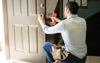 Replacing the door lock: causes of breakdowns and detailed instructions for their elimination