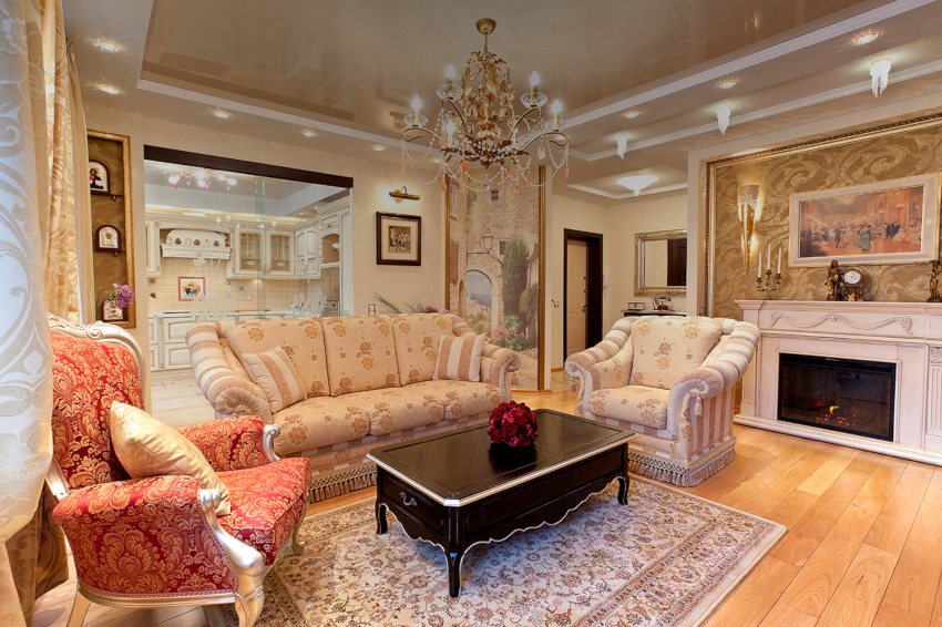 Pro obývací pokoj s napínacím stropem je lepší zvolit lustry s velkým počtem slabých žárovek