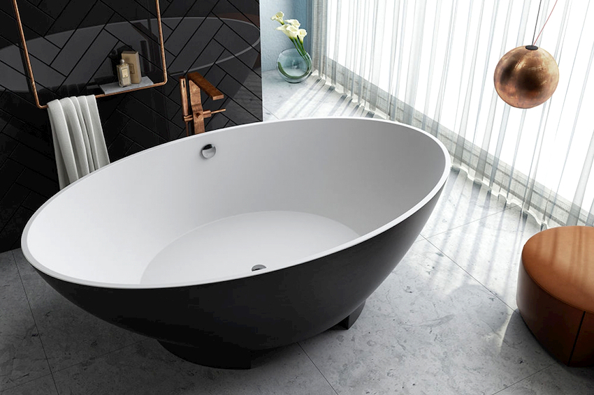 Having opted for a freestanding bathtub, you must remember that this is not just an element of plumbing, but the main item in the design of the room