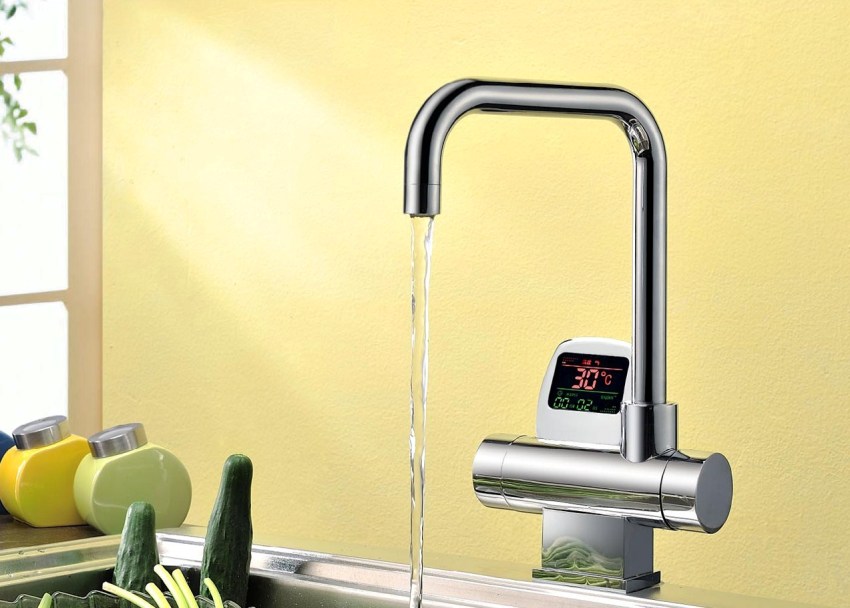 Mixer with thermostat reduces water consumption due to higher accuracy of temperature setting