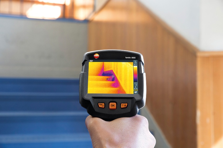 A thermal imager scans a room from the inside and outside of the building as an X-ray