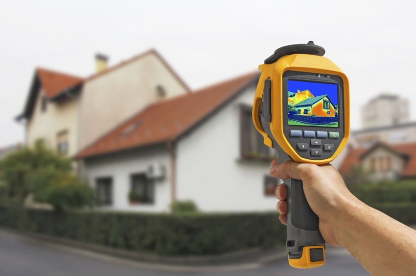 Before starting the insulation of the house, a thermal imaging survey should be carried out, which will help to calculate the required costs of insulation