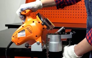 Chainsaw chain sharpening machine: a reliable assistant for the DIYer