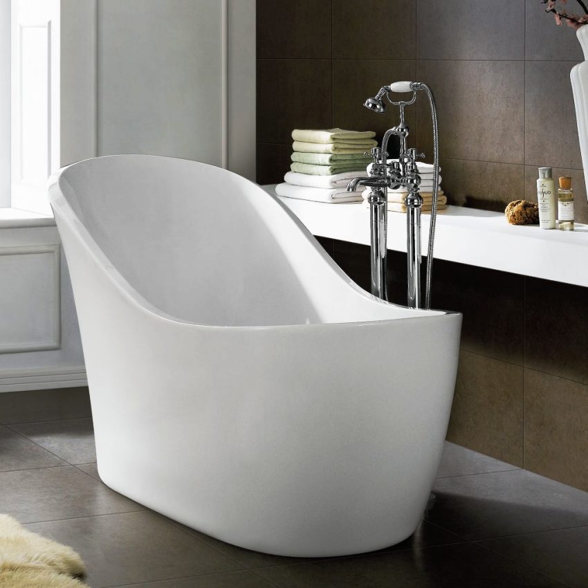 Choosing a convenient location for a sitz bath is much more difficult than for a full-size product.