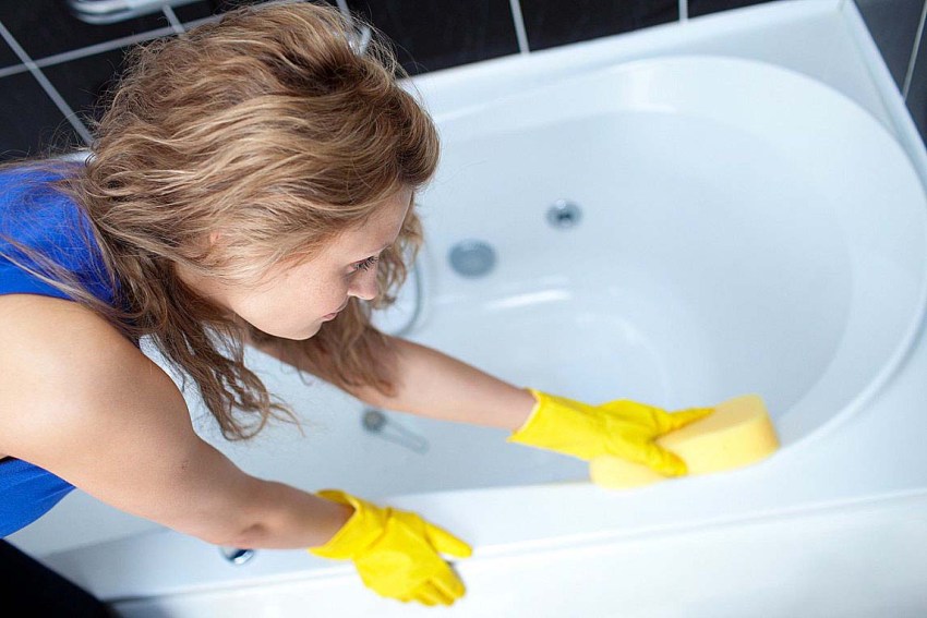 Bath should be cleaned once a week using non-aggressive cleaning agents